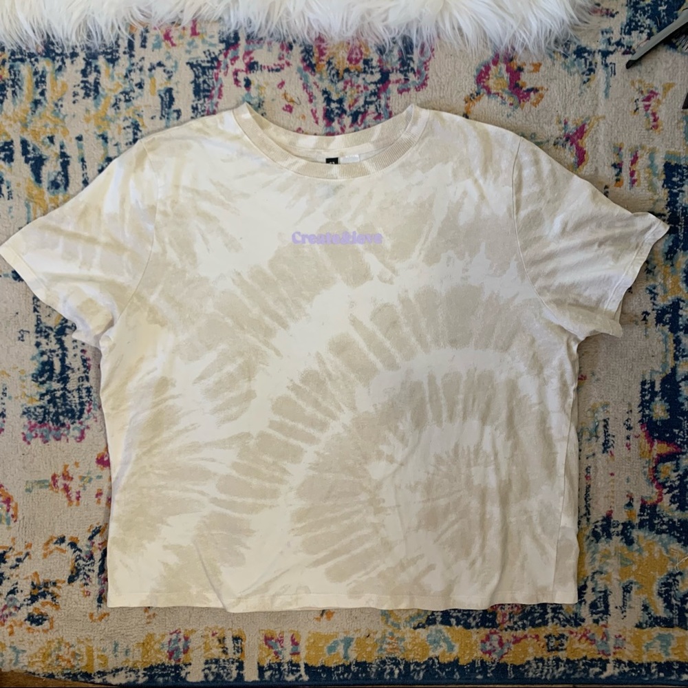 Divided by H&M cropped tee